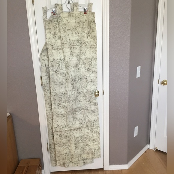 Thermalogic Insulated Curtains - Picture 5 of 6